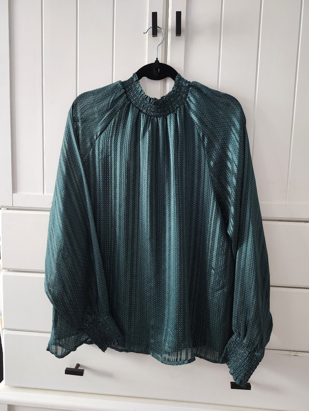 Womens Emerald Green Lined Long-Sleeve Smocked Neck Blouse Sz M